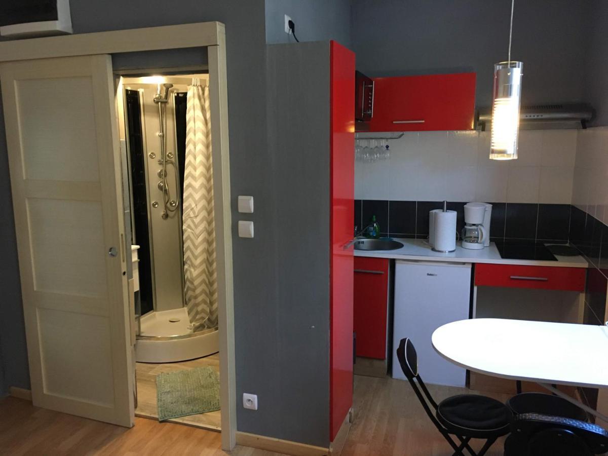 Ferienwohnung Jolie Studio Dans Le Centre Historique De Narbonne Exterior foto