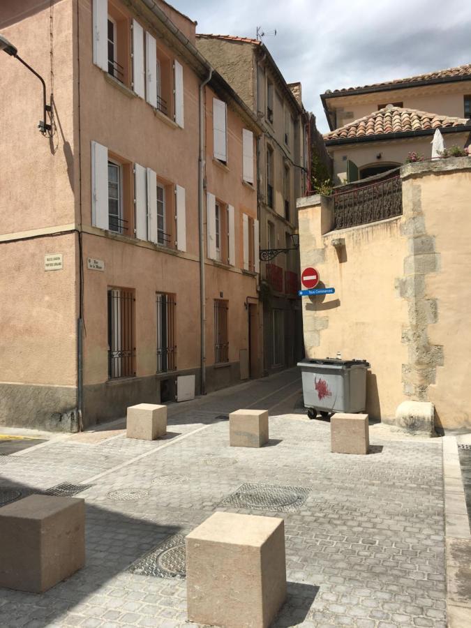 Ferienwohnung Jolie Studio Dans Le Centre Historique De Narbonne Exterior foto