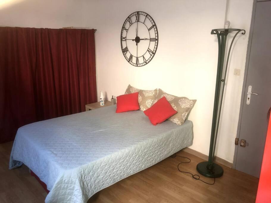 Ferienwohnung Jolie Studio Dans Le Centre Historique De Narbonne Exterior foto