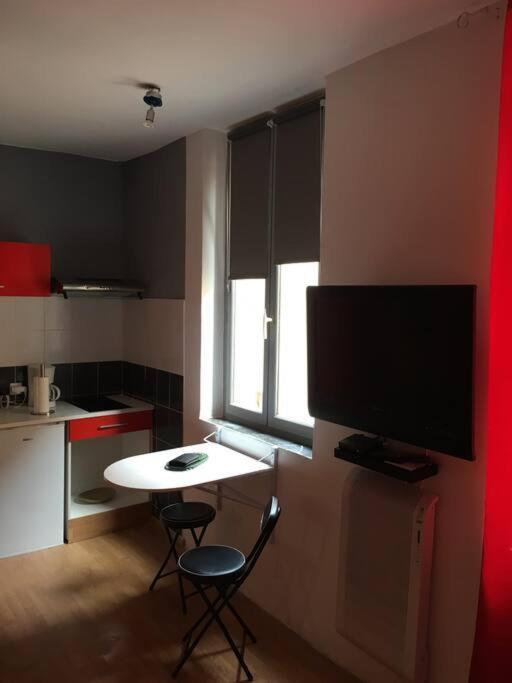Ferienwohnung Jolie Studio Dans Le Centre Historique De Narbonne Exterior foto